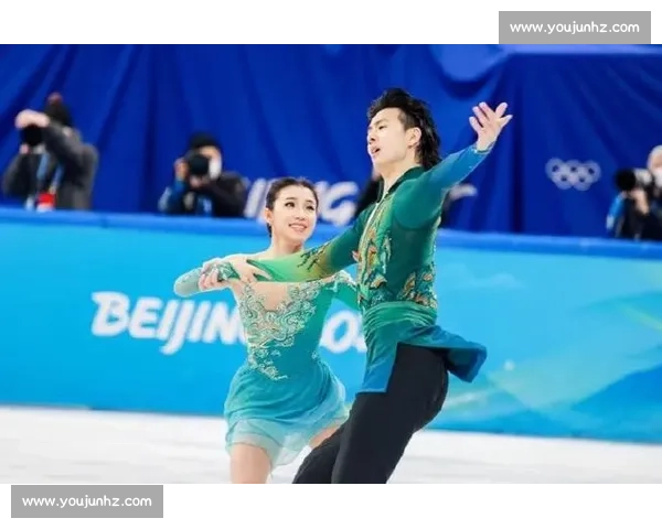 冰上奉献：王诗玥柳鑫宇的深情告白